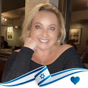 Meet your Posher, Lana